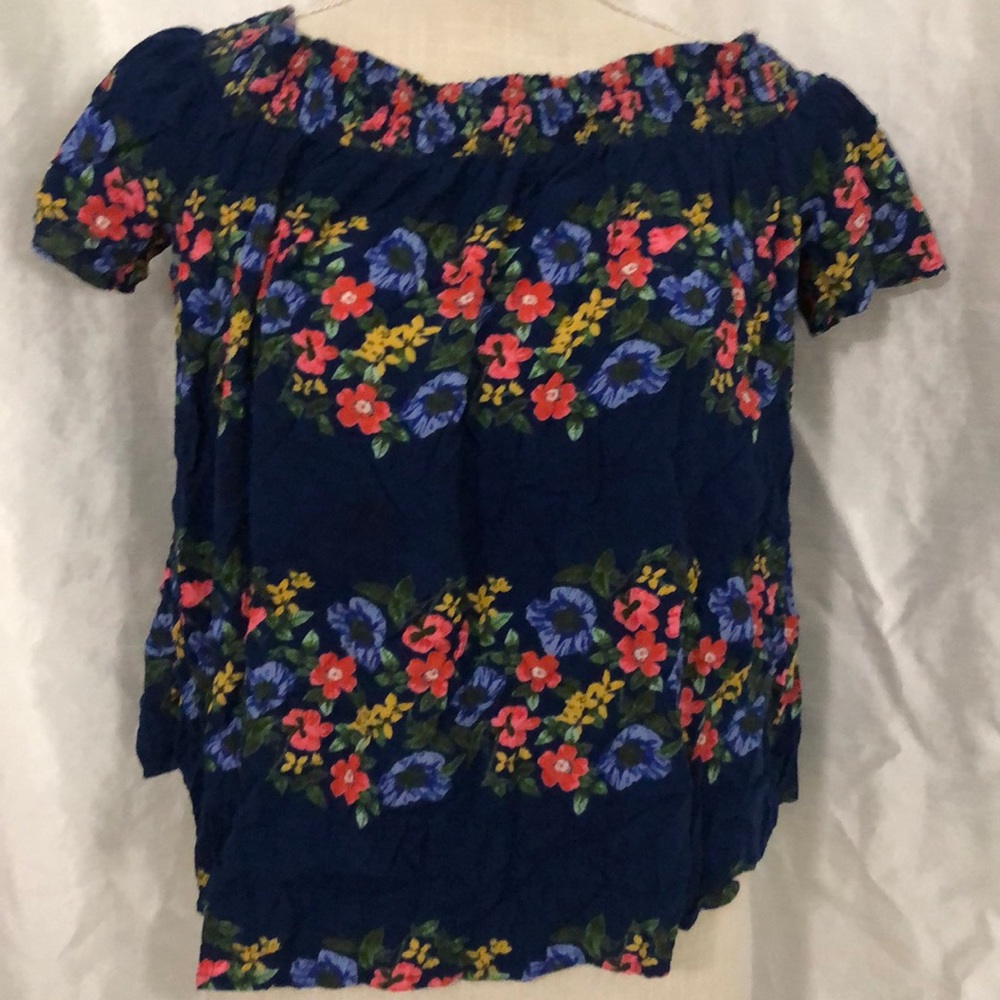 Women’s blouse